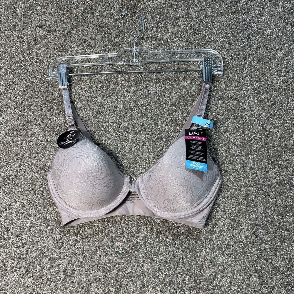 NWT Bali Women's Underwire Shaping Bra Size 36C - Picture 3 of 6